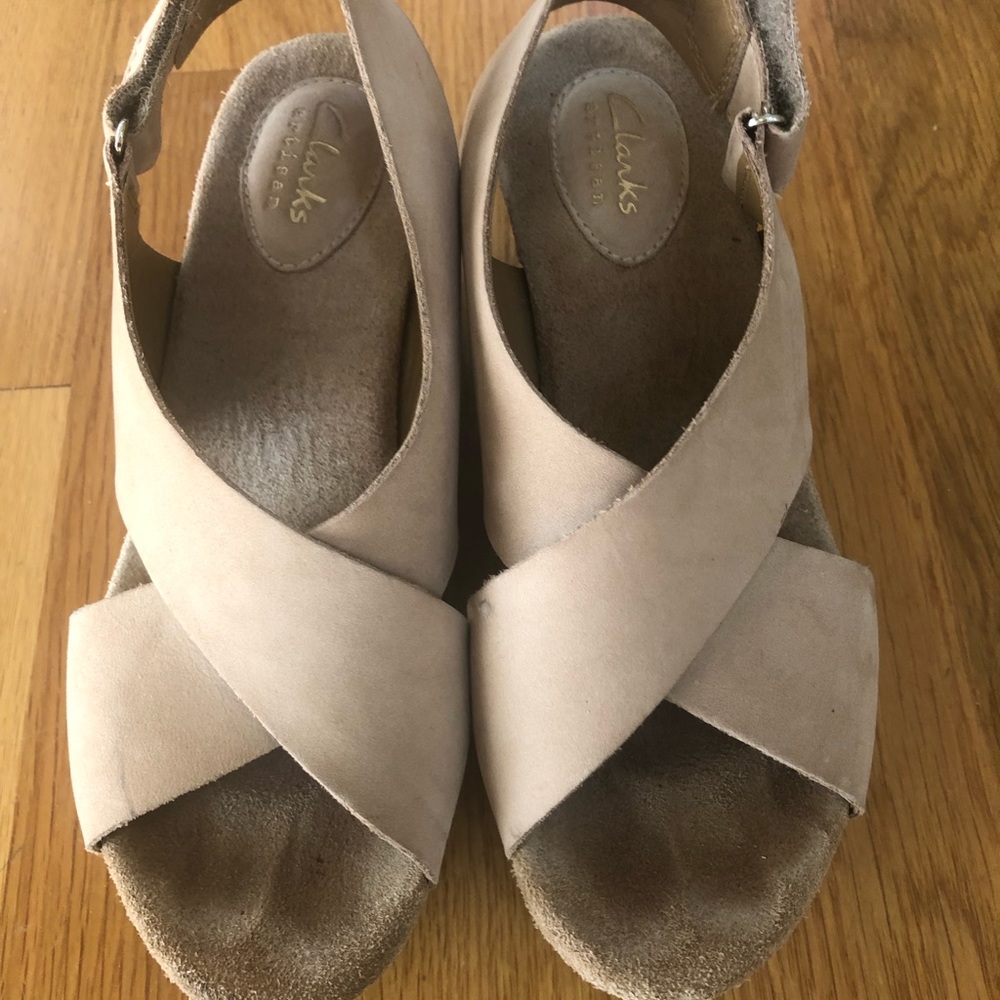 Clark Wedges - image 1